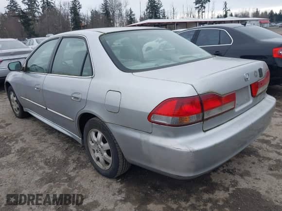 2002 Honda Accord EX с VIN JHMCG66052C018870, выставлен на аукционе IAAI как лот 41620522 с пробегом 124 724 миль миль и . История ставок и продаж доступна на DreamBid. Изображение 3.