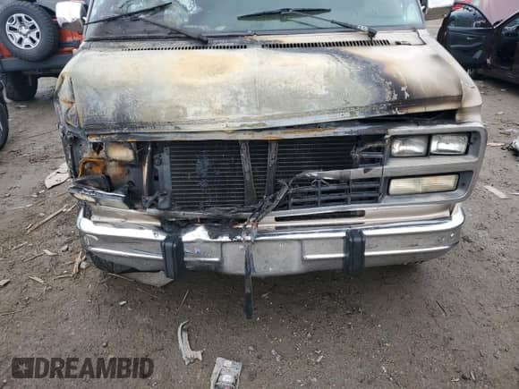 1994 Chevrolet Chevy Van with VIN 1GBEG25K1RF127765, listed as a Copart auction lot 46389055 with Not provided miles and Salvage title. Bid and sale history available at DreamBid. Image 11.