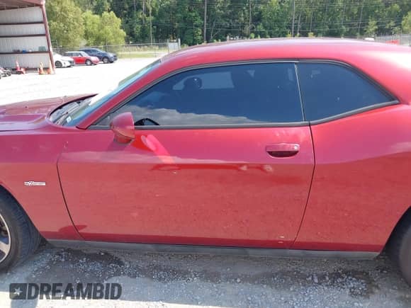 2014 Dodge Challenger SXT с VIN 2C3CDYAG8EH225138, выставлен на аукционе IAAI как лот 43020667 с пробегом 223 481 миль миль и . История ставок и продаж доступна на DreamBid. Изображение 14.