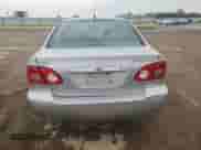 2005 Toyota Corolla LE с VIN 1NXBR32E45Z348873, выставлен на аукционе Copart как лот 86594655 с пробегом 171 601 миль миль и Списание • Salvage title. История ставок и продаж доступна на DreamBid. Изображение 6.