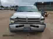 2001 Dodge 1500 с VIN 3B7HF13Y21G718915, выставлен на аукционе Copart как лот 76817334 с пробегом 138 716 миль миль и Списание • Salvage title. История ставок и продаж доступна на DreamBid. Изображение 5.