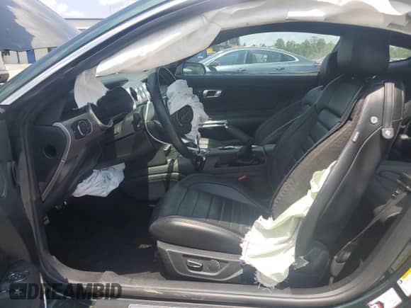 2019 Ford Mustang Bullitt z VIN 1FA6P8K09K5502602, wystawiony jako Copart lot #65348885 z przebiegiem 26 850 mil mil oraz Szkoda całkowita • Salvage title. Historia ofert i sprzedaży dostępna na DreamBid. Obrazek 7.