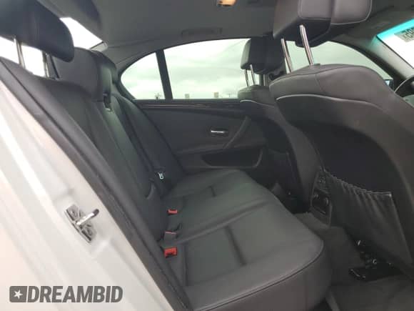 2009 BMW 5 Series 528i z VIN WBANU53549C119726, wystawiony jako Copart lot #80370395 z przebiegiem 130 765 mil mil oraz Szkoda całkowita • Salvage title. Historia ofert i sprzedaży dostępna na DreamBid. Obrazek 10.