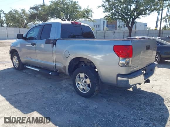 2007 Toyota Tundra SR5 с VIN 5TFRT54107X011547, выставлен на аукционе IAAI как лот 43531368 с пробегом 155 733 миль миль и . История ставок и продаж доступна на DreamBid. Изображение 3.