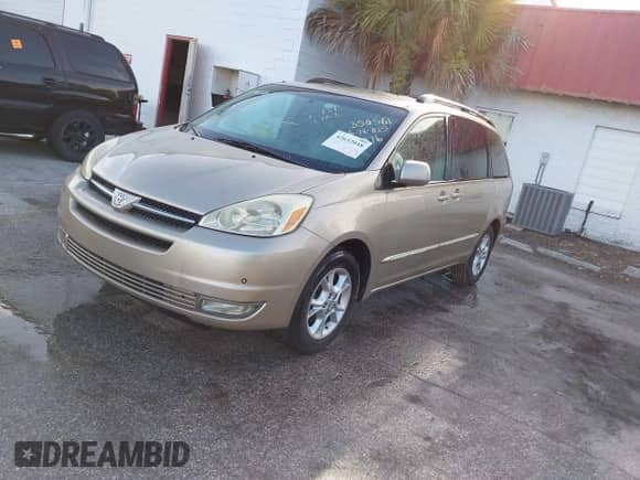 2005 Toyota Sienna XLE z VIN 5TDZA22C75S350561, wystawiony jako IAAI lot #42632048 z przebiegiem 262 983 mil mil oraz . Historia ofert i sprzedaży dostępna na DreamBid. Obrazek 2.