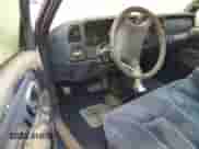 1997 Chevrolet Silverado 1500 z VIN 1GCEK14M7VE226257, wystawiony jako Copart lot #70229755 z przebiegiem 132 114 mil mil oraz Czysty tytuł • Clean title. Historia ofert i sprzedaży dostępna na DreamBid. Obrazek 8.