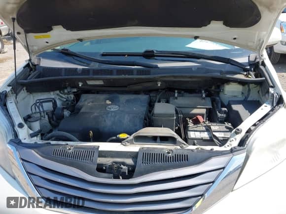 2016 Toyota Sienna XLE с VIN 5TDYK3DC4GS745554, выставлен на аукционе IAAI как лот 42475540 с пробегом 232 037 миль миль и . История ставок и продаж доступна на DreamBid. Изображение 10.
