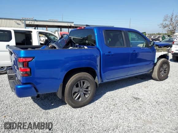 2025 Nissan Frontier SV with VIN 1N6ED1EJ4SN609256, listed as a Copart auction lot 43553685 with 2,153 mi miles and Salvage title. Bid and sale history available at DreamBid. Image 3.