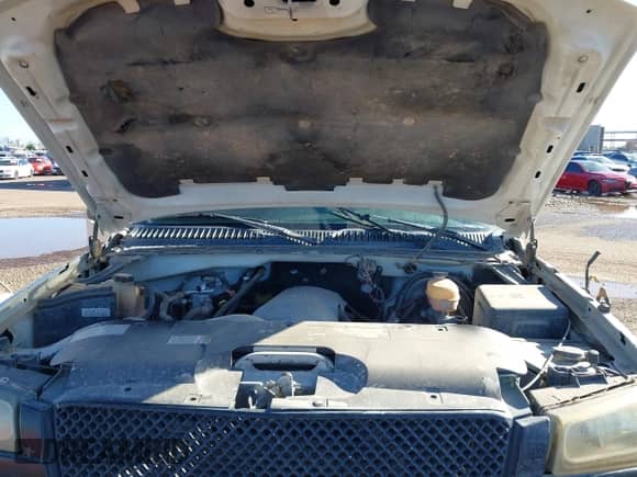 2005 Chevrolet Silverado 1500 Z71 z VIN 2GCEK13T551287925, wystawiony jako IAAI lot #43392727 z przebiegiem 275 768 mil mil oraz . Historia ofert i sprzedaży dostępna na DreamBid. Obrazek 10.