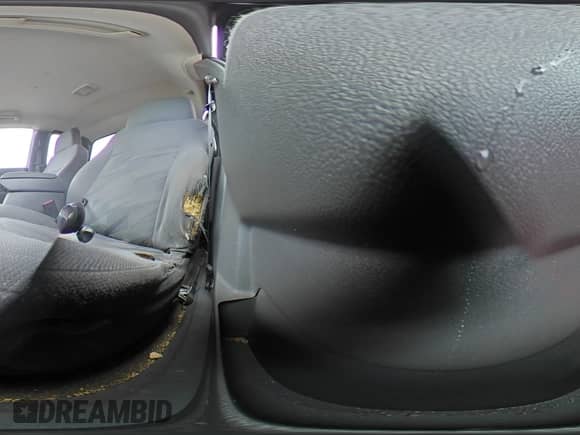 2005 Chevrolet Colorado LS Z71 с VIN 1GCDT196158143408, выставлен на аукционе Copart как лот 89396345 с пробегом 207 636 миль миль и На запчасти • Non repairable. История ставок и продаж доступна на DreamBid. Изображение 12.