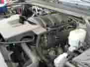 2015 Chevrolet Suburban LTZ z VIN 1GNSKKKC0FR119748, wystawiony jako IAAI lot #42932991 z przebiegiem 283 577 mil mil oraz . Historia ofert i sprzedaży dostępna na DreamBid. Obrazek 19.
