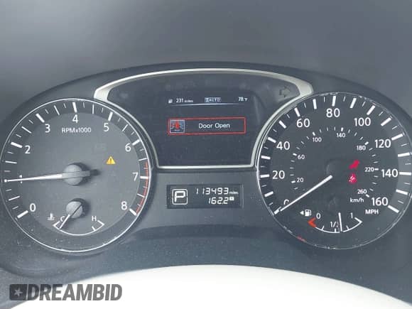 2014 Nissan Pathfinder SL with VIN 5N1AR2MM9EC686074, listed as a IAAI auction lot 42234599 with 113,493 mi miles and . Bid and sale history available at DreamBid. Image 7.