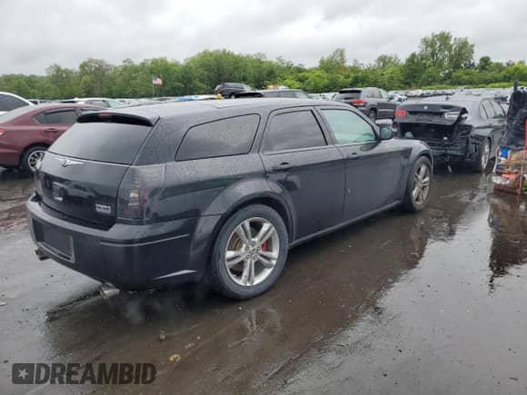 2006 Dodge Magnum R/T with VIN 2D4GZ57276H410875, listed as a Copart auction lot 58160055 with 142,852 mi miles and Non repairable. Bid and sale history available at DreamBid. Image 3.