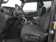 2022 Jeep Wrangler Unlimited Sahara с VIN 1C4HJXEN0NW110192, выставлен на аукционе Copart как лот 61589665 с пробегом 32 965 миль миль и Списание • Salvage title. История ставок и продаж доступна на DreamBid. Изображение 7.