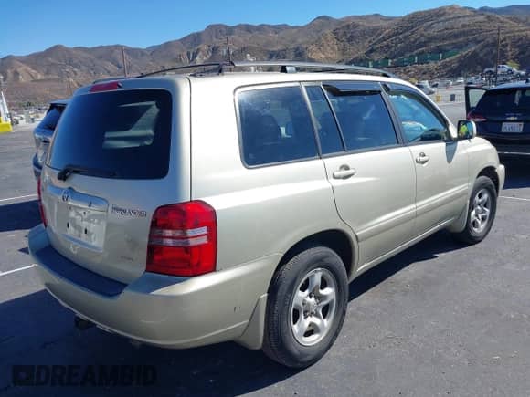 2003 Toyota Highlander Limited с VIN JTEGF21A630102872, выставлен на аукционе IAAI как лот 43476916 с пробегом 189 124 миль миль и . История ставок и продаж доступна на DreamBid. Изображение 4.