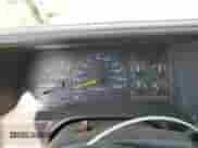 1999 Chevrolet Suburban с VIN 3GNEC16R2XG144591, выставлен на аукционе Copart как лот 65368364 с пробегом 244 605 миль миль и На запчасти • Non repairable. История ставок и продаж доступна на DreamBid. Изображение 9.