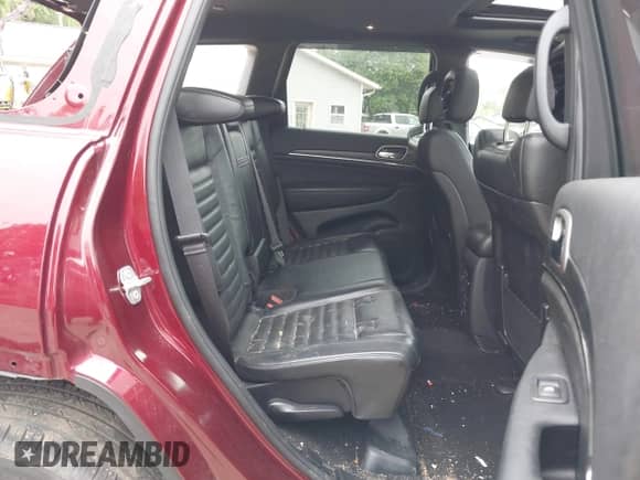 2020 Jeep Grand Cherokee Limited X с VIN 1C4RJFBG3LC359301, выставлен на аукционе IAAI как лот 42302151 с пробегом 45 058 миль миль и . История ставок и продаж доступна на DreamBid. Изображение 8.