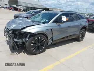 2024 Chevrolet Blazer EV eAWD RS z VIN 3GNKDCRJ8RS164121, wystawiony jako IAAI lot #42597374 z przebiegiem 7 037 mil mil oraz . Historia ofert i sprzedaży dostępna na DreamBid. Obrazek 2.