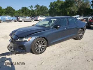 2022 Volvo S60 Momentum with VIN 7JRL12FZ3NG161437, listed as a Copart auction lot 52924345 with 45,032 mi miles and Non repairable. Bid and sale history available at DreamBid. Image 1.