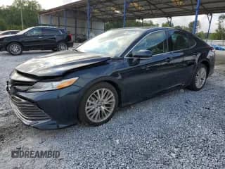 2020 Toyota Camry XLE с VIN 4T1F11AK5LU858246, выставлен на аукционе Copart как лот 68289135 с пробегом 39 337 миль миль и Списание • Salvage title. История ставок и продаж доступна на DreamBid. Изображение 1.