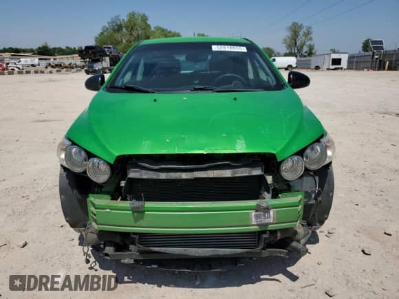 2015 Chevrolet Sonic RS с VIN 1G1JH6SB8F4109864, выставлен на аукционе Copart как лот 52818655 с пробегом 74 461 миль миль и Списание • Salvage title. История ставок и продаж доступна на DreamBid. Изображение 5.