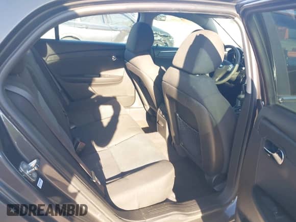 2012 Chevrolet Malibu 1LT z VIN 1G1ZC5E01CF294135, wystawiony jako IAAI lot #43360387 z przebiegiem 188 283 mil mil oraz . Historia ofert i sprzedaży dostępna na DreamBid. Obrazek 8.