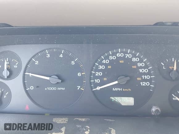 2004 Jeep Grand Cherokee Laredo with VIN 1J4GW48S34C379651, listed as a IAAI auction lot 43466624 with 175,652 mi miles and . Bid and sale history available at DreamBid. Image 7.