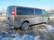 2003 Chevrolet Express Passenger z VIN 1GAHG39U231165089, wystawiony jako IAAI lot #41413683 z przebiegiem 336 569 mil mil oraz . Historia ofert i sprzedaży dostępna na DreamBid. Obrazek 4.