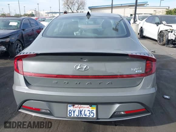 2022 Hyundai Sonata Blue с VIN KMHL24JJ5NA037502, выставлен на аукционе IAAI как лот 40975379 с пробегом 69 018 миль миль и . История ставок и продаж доступна на DreamBid. Изображение 17.