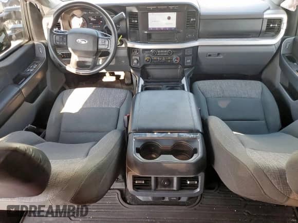 2024 Ford F-250 XL с VIN 1FT7W2BT0REC73651, выставлен на аукционе Copart как лот 71512895 с пробегом 36 669 миль миль и Списание • Salvage title. История ставок и продаж доступна на DreamBid. Изображение 8.