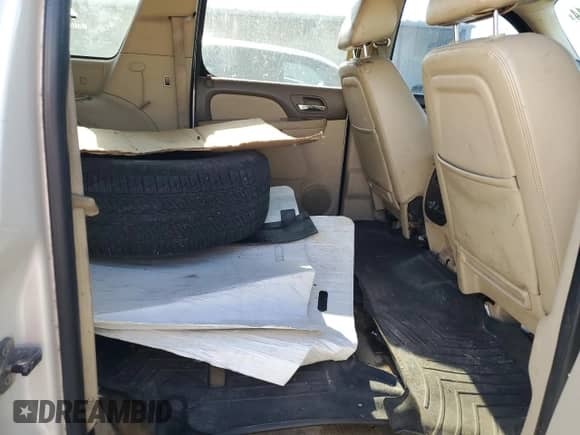 2011 Chevrolet Suburban LTZ с VIN 1GNSKKE30BR293390, выставлен на аукционе Copart как лот 73250014 с пробегом 293 050 миль миль и Чистый • Clean title. История ставок и продаж доступна на DreamBid. Изображение 11.