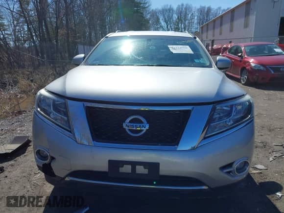 2015 Nissan Pathfinder Platinum with VIN 5N1AR2MM8FC610332, listed as a IAAI auction lot 41928998 with 128,817 mi miles and . Bid and sale history available at DreamBid. Image 12.
