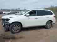 2016 Nissan Pathfinder Platinum with VIN 5N1AR2MMXGC645388, listed as a IAAI auction lot 42152155 with 107,433 mi miles and . Bid and sale history available at DreamBid. Image 14.