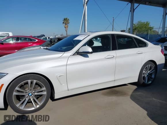 2017 BMW 4 Series 430i with VIN WBA4F7C53HG786053, listed as a IAAI auction lot 42148326 with 83,011 mi miles and . Bid and sale history available at DreamBid. Image 14.