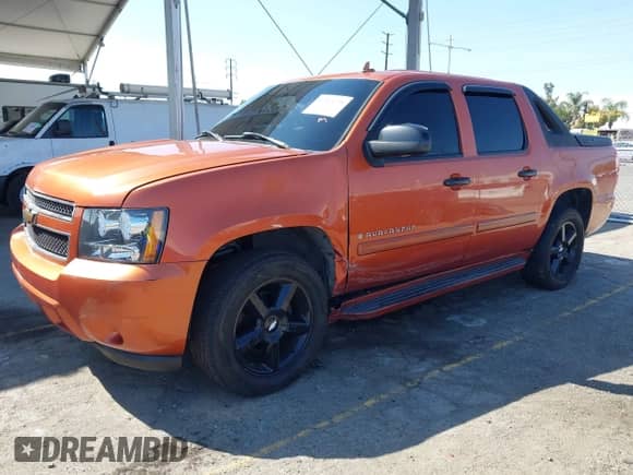2007 Chevrolet Avalanche 3LT with VIN 3GNEC12067G202063, listed as a IAAI auction lot 43363738 with 239,853 mi miles and . Bid and sale history available at DreamBid. Image 2.