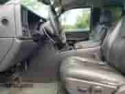 2005 GMC Sierra 1500 SLT z VIN 2GTEK19B251268196, wystawiony jako Copart lot #62707075 z przebiegiem 191 998 mil mil oraz Szkoda całkowita • Salvage title. Historia ofert i sprzedaży dostępna na DreamBid. Obrazek 7.