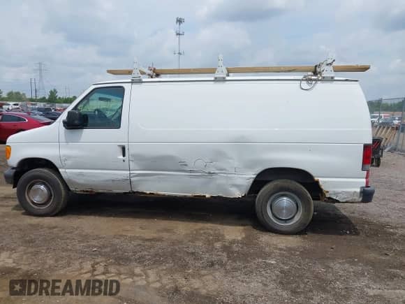 2006 Ford Econoline Cargo with VIN 1FTNE24L36HA70190, listed as a IAAI auction lot 42681517 with 232,152 mi miles and . Bid and sale history available at DreamBid. Image 14.