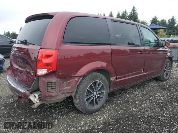 2019 Dodge Grand Caravan GT with VIN 2C4RDGEG3KR594506, listed as a Copart auction lot 68974415 with 147,195 mi miles and Salvage title. Bid and sale history available at DreamBid. Image 3.
