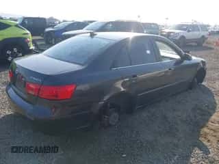 2009 Hyundai Sonata GLS z VIN 5NPET46C19H465005, wystawiony jako IAAI lot #43119633 z przebiegiem 171 434 mil mil oraz . Historia ofert i sprzedaży dostępna na DreamBid. Obrazek 4.