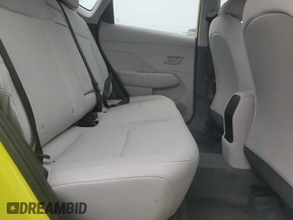 2025 Hyundai Kona SE с VIN KM8HACAB0SU299434, выставлен на аукционе Copart как лот 62420975 с пробегом 1 247 миль миль и Списание • Salvage title. История ставок и продаж доступна на DreamBid. Изображение 11.