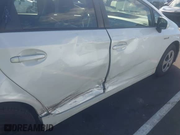 2013 Toyota Prius Three с VIN JTDKN3DU8D5651751, выставлен на аукционе IAAI как лот 43410902 с пробегом 123 378 миль миль и . История ставок и продаж доступна на DreamBid. Изображение 17.