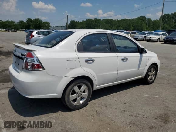 2008 Chevrolet Aveo LT z VIN KL1TG56698B007733, wystawiony jako Copart lot #62261845 z przebiegiem 172 089 mil mil oraz Szkoda całkowita • Salvage title. Historia ofert i sprzedaży dostępna na DreamBid. Obrazek 3.