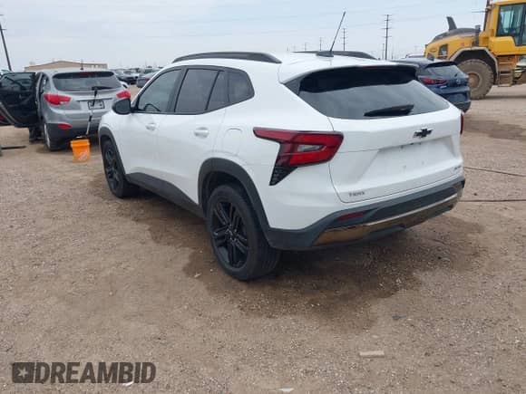 2025 Chevrolet Trax ACTIV z VIN KL77LKEP6SC040654, wystawiony jako IAAI lot #43064747 z przebiegiem 23 985 mil mil oraz . Historia ofert i sprzedaży dostępna na DreamBid. Obrazek 3.