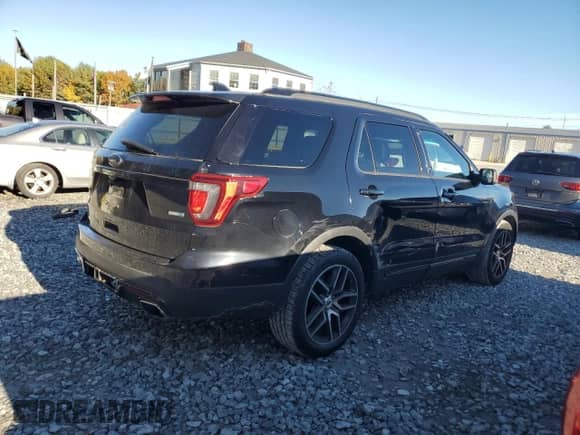 2017 Ford Explorer Sport z VIN 1FM5K8GT4HGA56567, wystawiony jako Copart lot #82544015 z przebiegiem 90 776 mil mil oraz Czysty tytuł • Clean title. Historia ofert i sprzedaży dostępna na DreamBid. Obrazek 3.