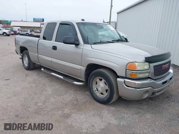 2004 GMC Sierra 1500 SLE with VIN 2GTEC19T941348101, listed as a IAAI auction lot 42269876 with 200,492 mi miles and . Bid and sale history available at DreamBid. Image 1.