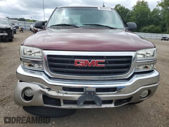 2003 GMC Sierra 1500 SLT with VIN 2GTEK19T331340237, listed as a Copart auction lot 68320575 with 208,733 mi miles and Salvage title. Bid and sale history available at DreamBid. Image 5.