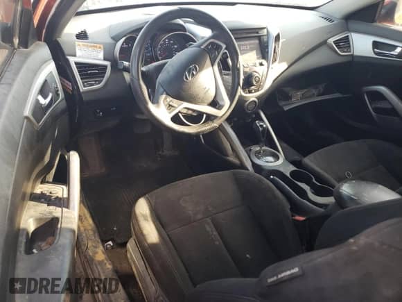 2014 Hyundai Veloster с VIN KMHTC6AD0EU186823, выставлен на аукционе Copart как лот 62018445 с пробегом 149 389 миль миль и Списание • Salvage title. История ставок и продаж доступна на DreamBid. Изображение 8.