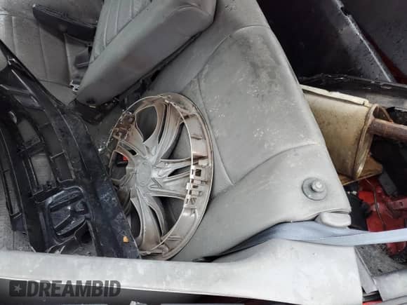 1990 Honda Civic with VIN 2HGED6341LH558159, listed as a Copart auction lot 84926234 with 1,554,163 mi miles and Salvage title. Bid and sale history available at DreamBid. Image 14.