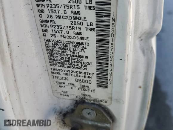 1997 Nissan Frontier XE z VIN 1N6SD16Y2VC358767, wystawiony jako Copart lot #82423655 z przebiegiem 159 090 mil mil oraz Czysty tytuł • Clean title. Historia ofert i sprzedaży dostępna na DreamBid. Obrazek 12.