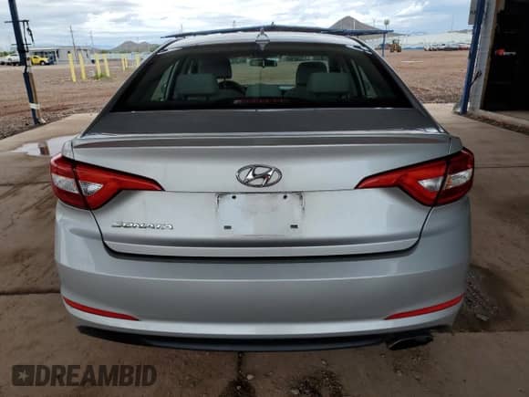 2015 Hyundai Sonata SE with VIN 5NPE24AF6FH011333, listed as a Copart auction lot 81527835 with 111,994 mi miles and Salvage title. Bid and sale history available at DreamBid. Image 6.